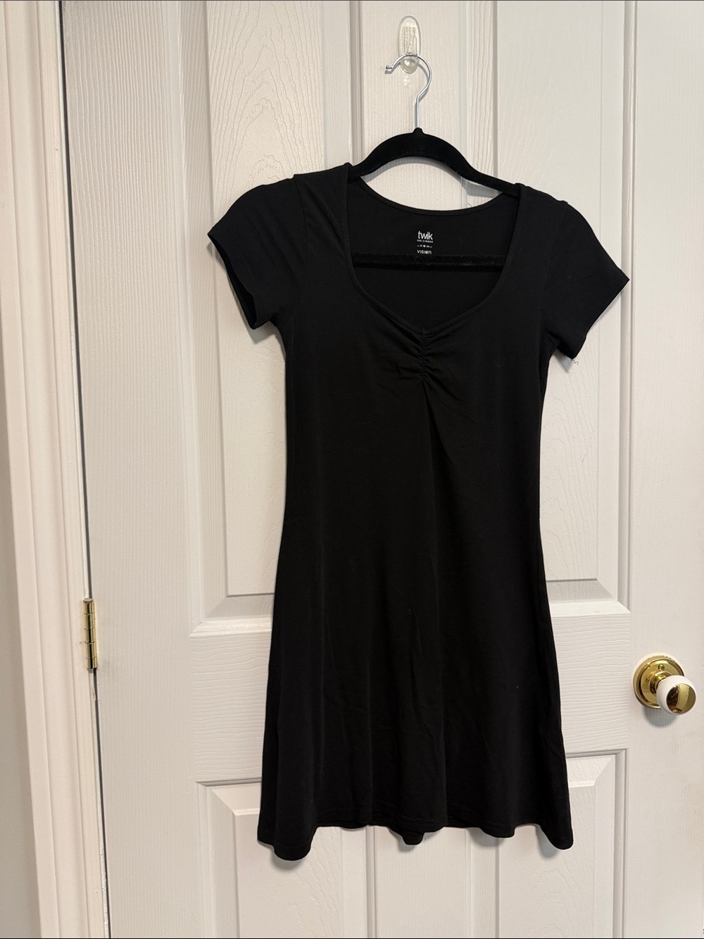 twik Black Short-Sleeve Scoop Neck Tunic